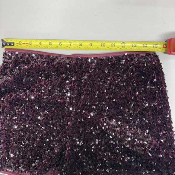 Mango MNG Sequin Shorts Women's US Size M Burgundy Stretch Pull on NEW - Picture 6 of 10